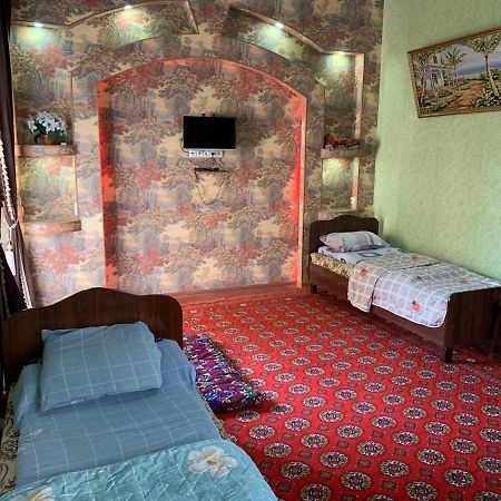 Muharram Homestay In The Neighborhood Of The Registan Square, 家族 ゲストハウス Samarkand Eksteriør billede