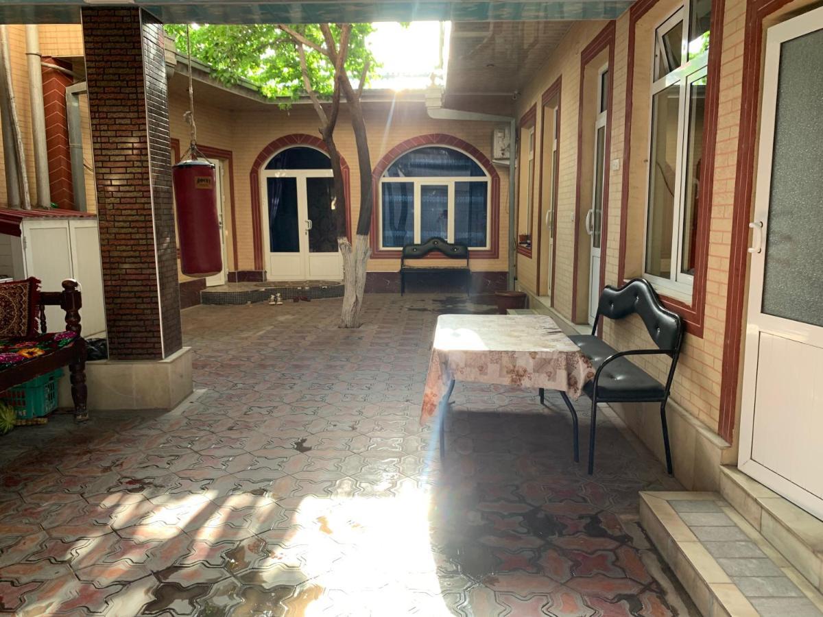 Muharram Homestay In The Neighborhood Of The Registan Square, 家族 ゲストハウス Samarkand Eksteriør billede