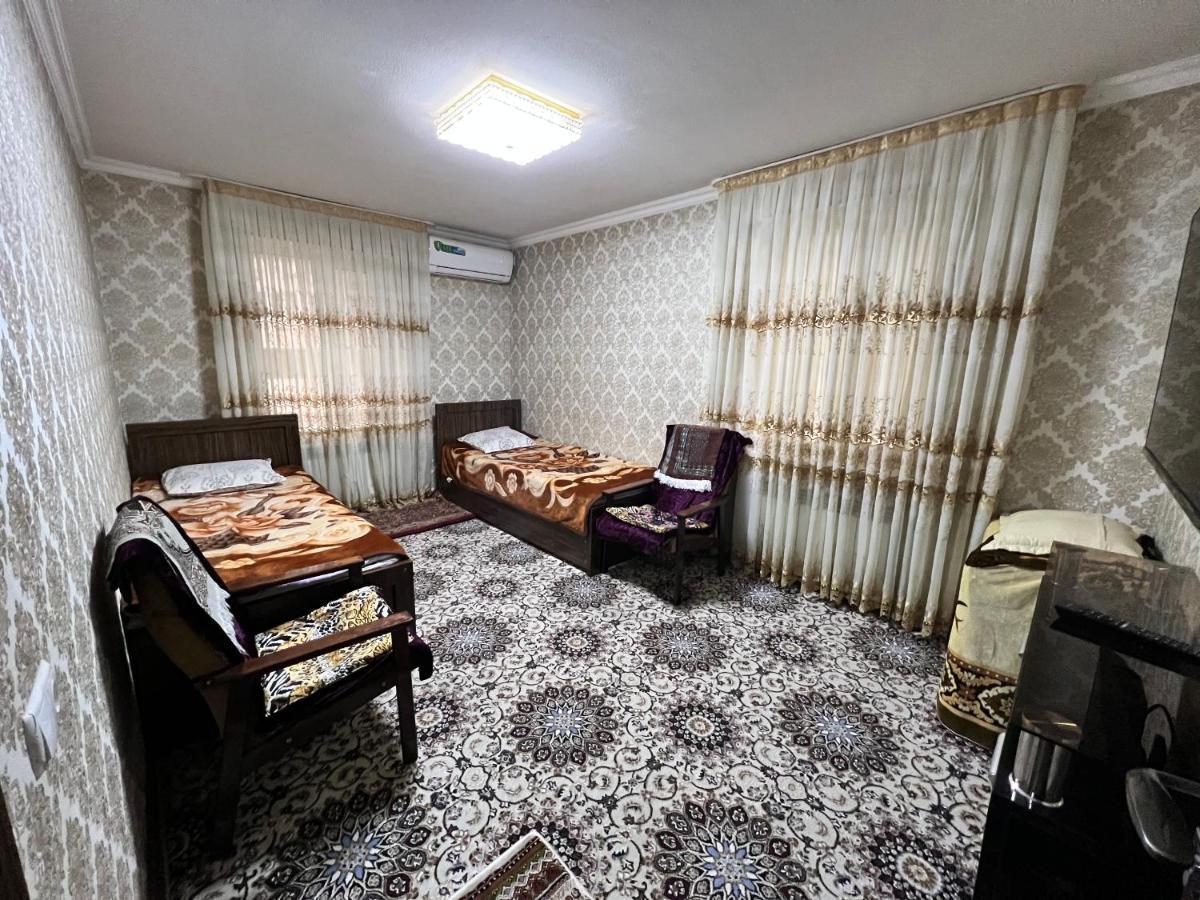 Muharram Homestay In The Neighborhood Of The Registan Square, 家族 ゲストハウス Samarkand Eksteriør billede