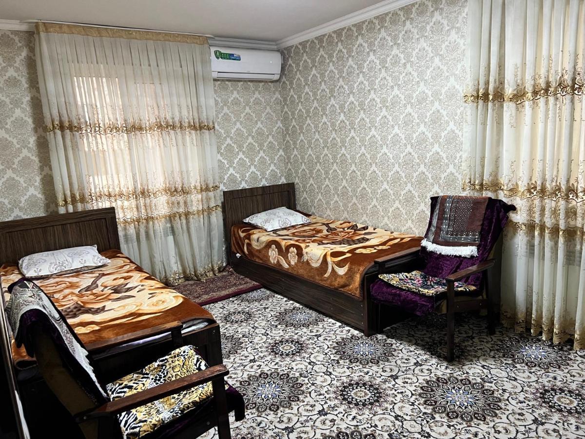 Muharram Homestay In The Neighborhood Of The Registan Square, 家族 ゲストハウス Samarkand Eksteriør billede