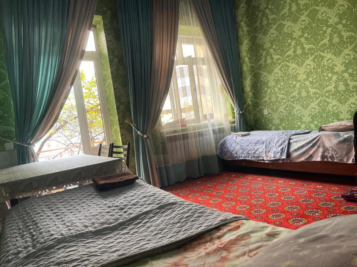 Muharram Homestay In The Neighborhood Of The Registan Square, 家族 ゲストハウス Samarkand Eksteriør billede